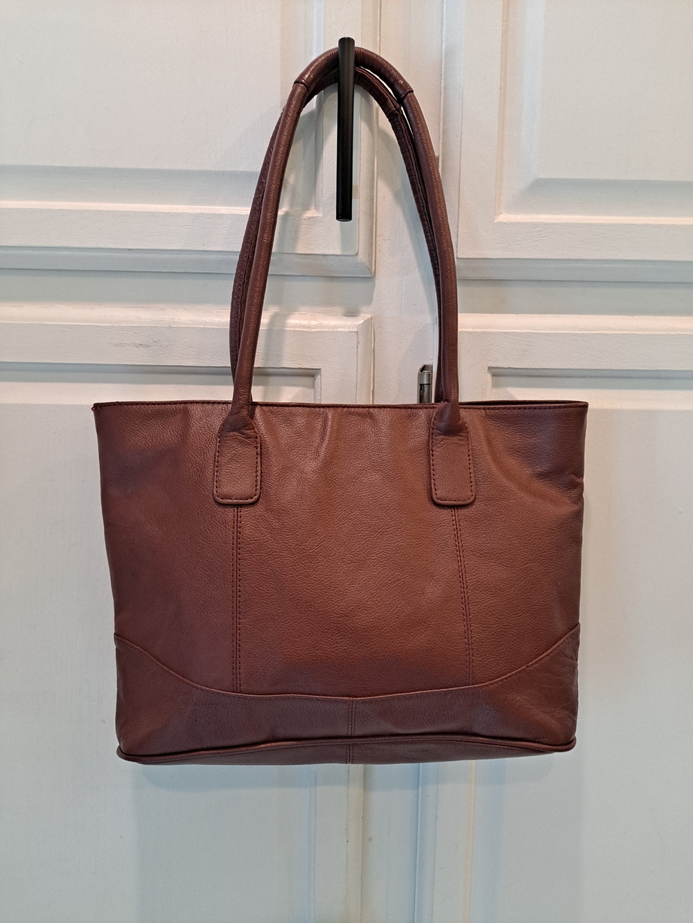 Amerileather Everyday Classic Brown  Burgundy Leather Tote Bag for Women